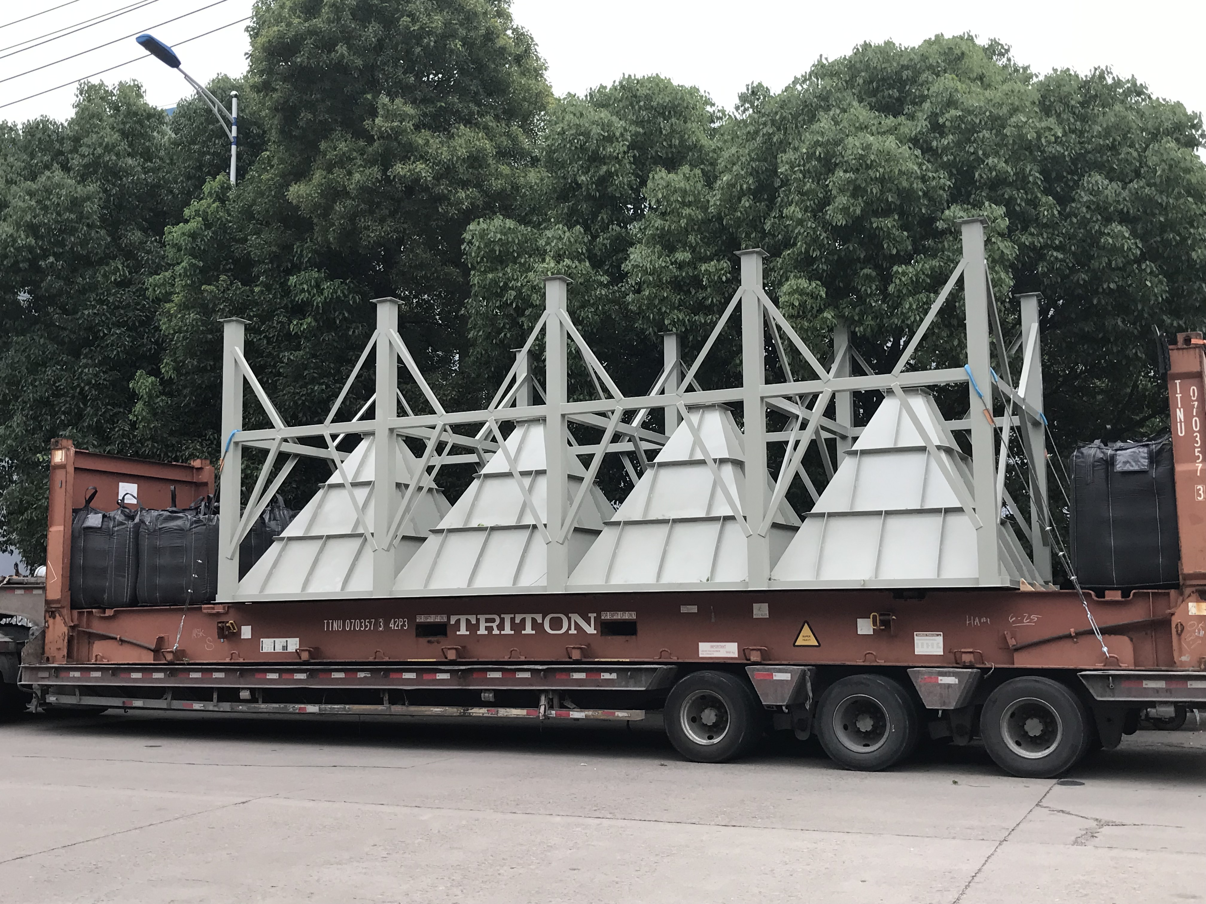 重大進展！光伏廢氣處理設備正式發往客戶現場